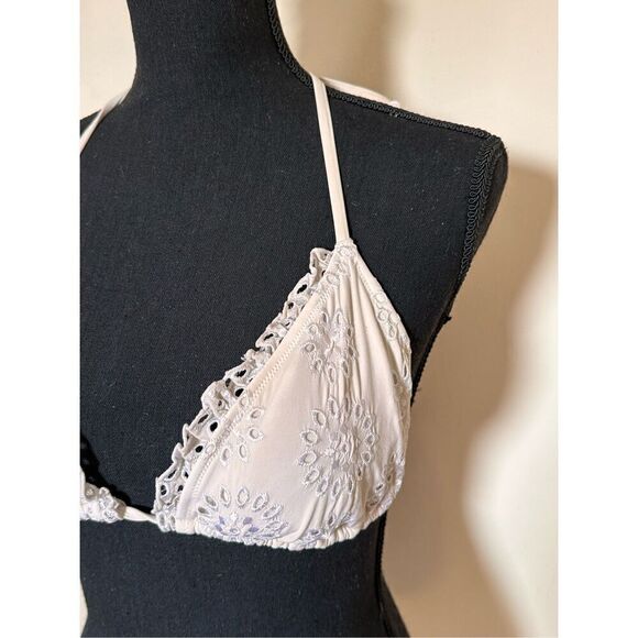 Joe Fresh Cream Eye-Lit Adjustable Triangle Bikini Top - Picture 2 of 5